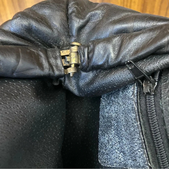 Vintage black women’s crossbody purse 1980’s - Picture 11 of 15